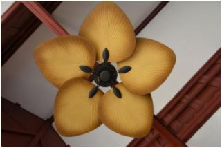 Leaf style ceiling fan